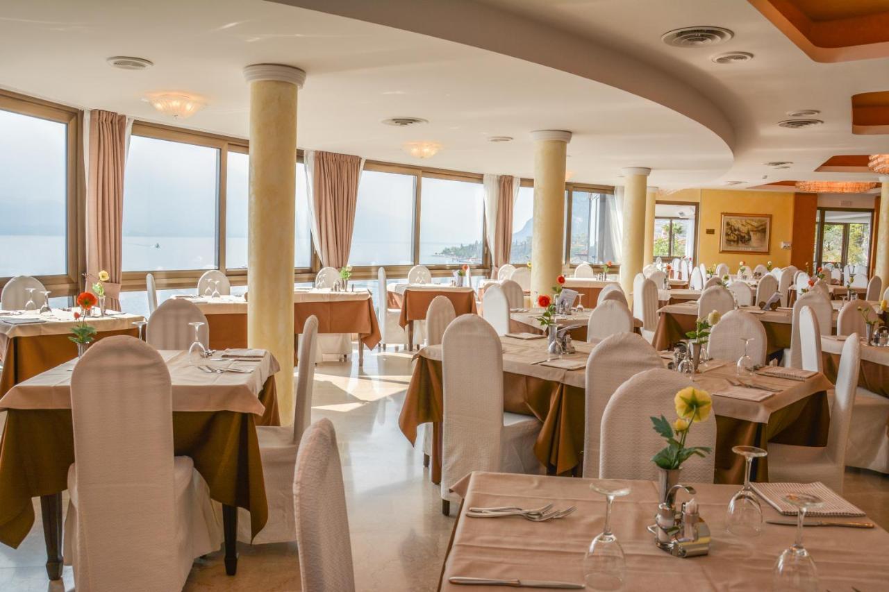 Hotel Astor Limone sul Garda Ngoại thất bức ảnh
