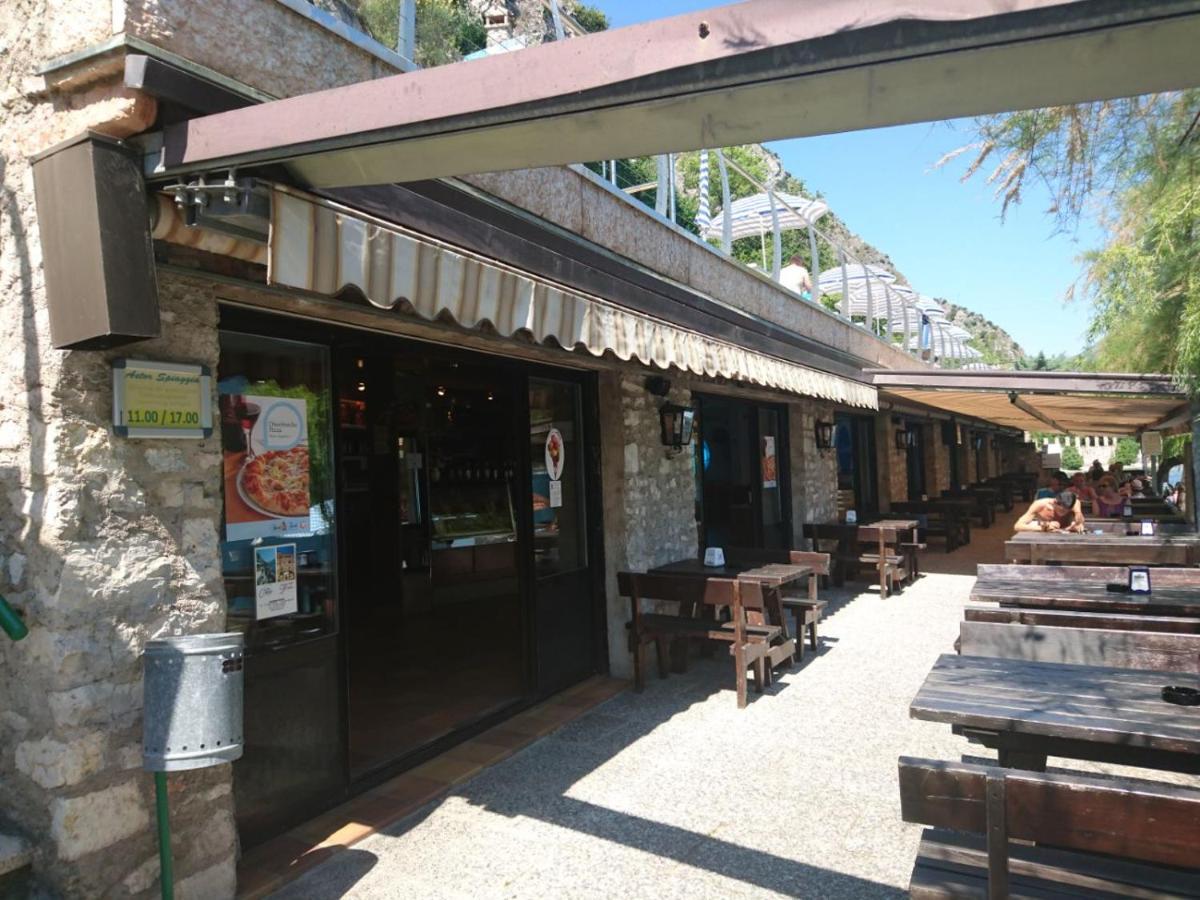 Hotel Astor Limone sul Garda Ngoại thất bức ảnh