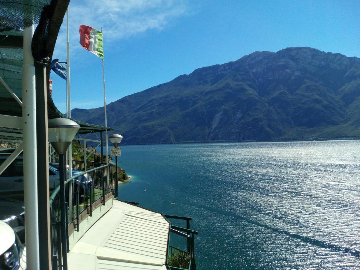 Hotel Astor Limone sul Garda Ngoại thất bức ảnh